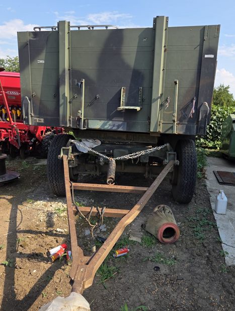 Farm trailer